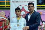 دانش آموزکردستانی درمسابقات کاراته قهرمانی کشور مدال طلا کسب کرد