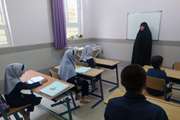 معلم قمی که ۲۰ دانش آموز نابینا و کم توان ذهنی را حافظ قرآن کرد
